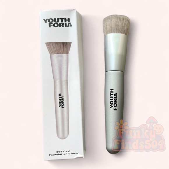 Youthforia 303 Oval Foundation Brush NWT Seamless Blend Face Makeup Tool - Picture 4 of 5